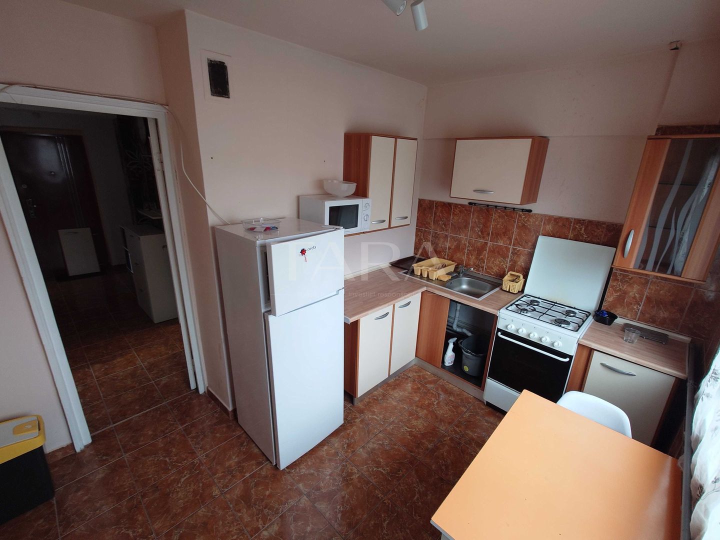 Apartament 2 camere, 52 mp utili, zona Intre Lacuri - Poză 2