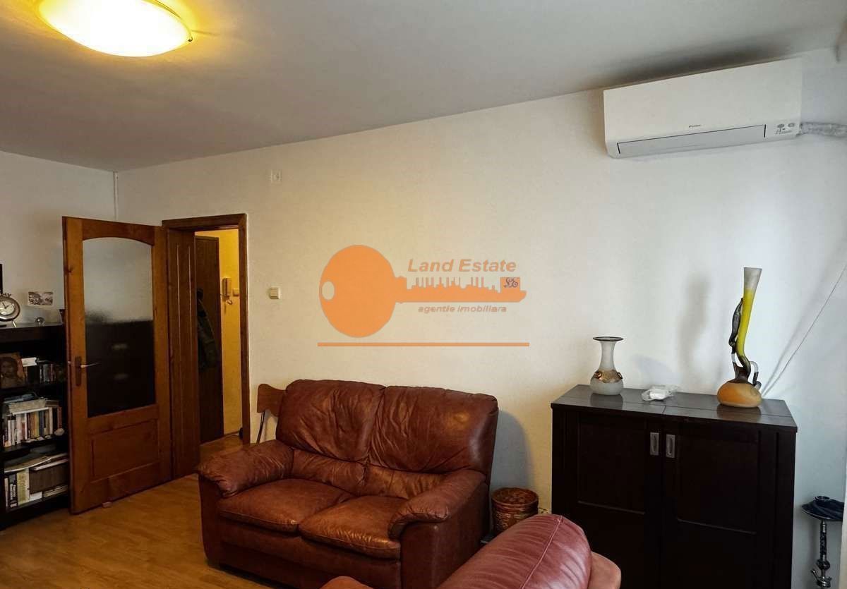 Apartament 3 camere Turda - Poză 2