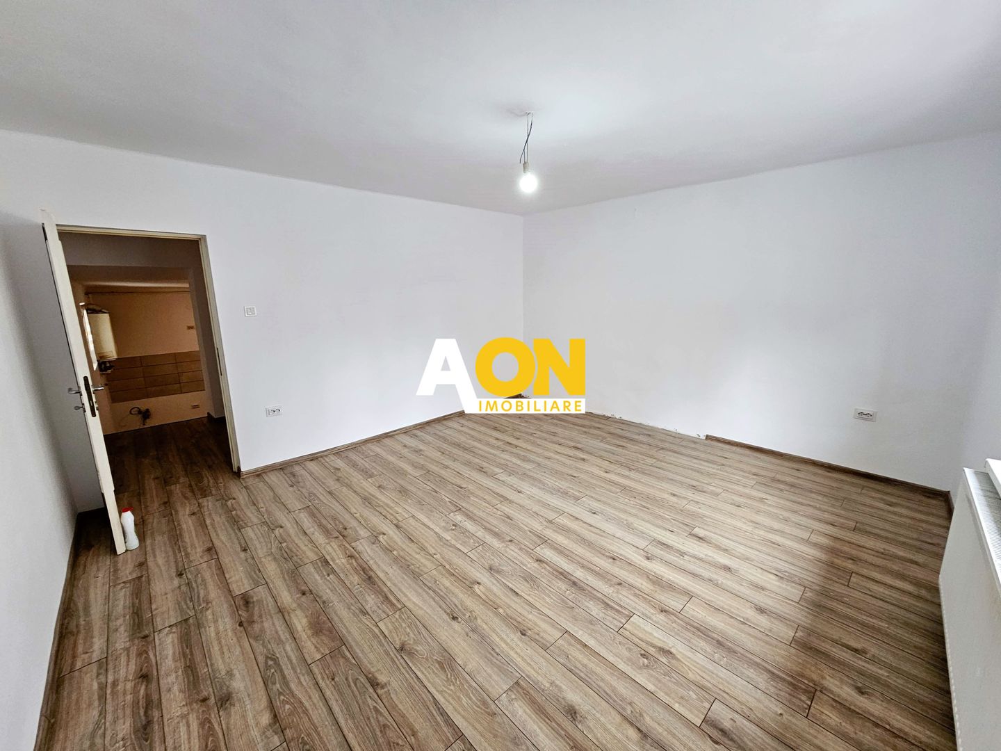 Casa de locuit si spatiu comercial, Cetate - Poză 9