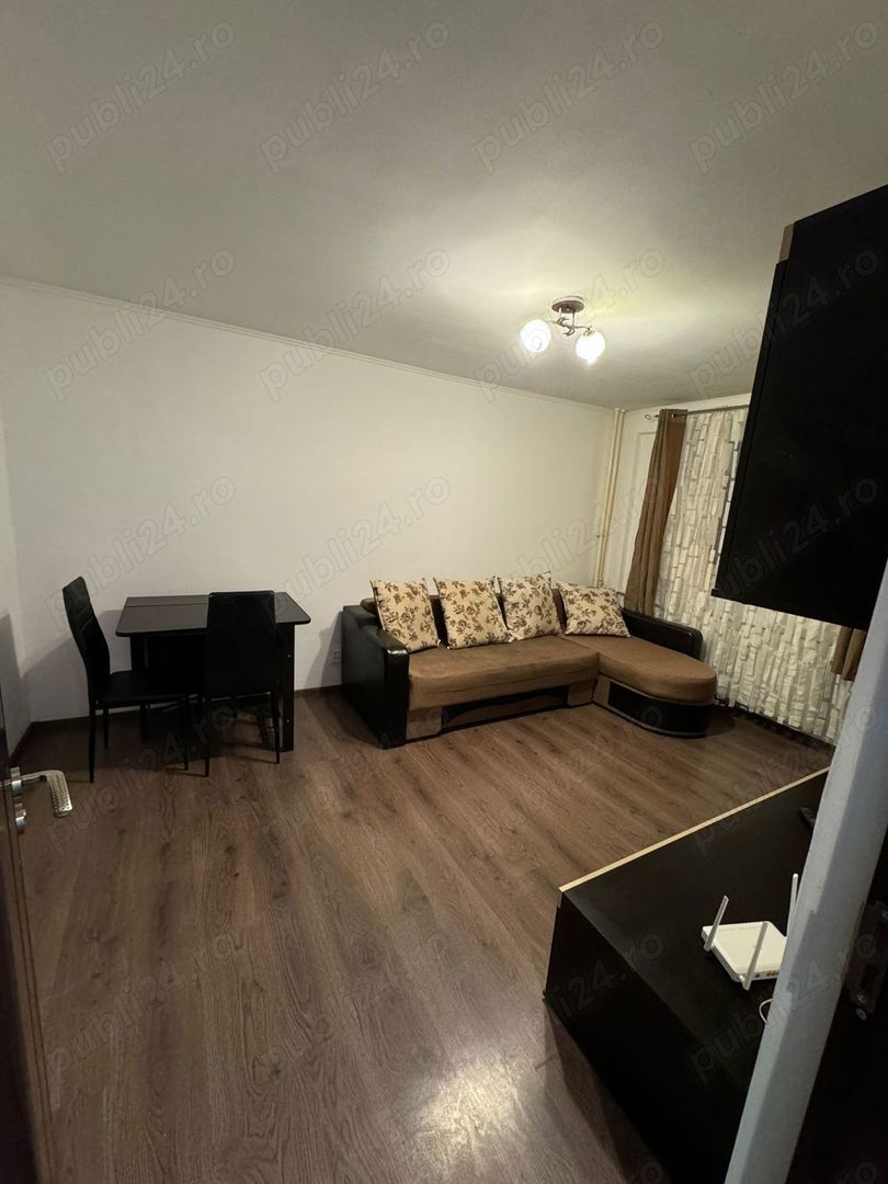 inchiriez apartament 2 camere zona Politehnica, langa metrou Lujerului - Poză 1
