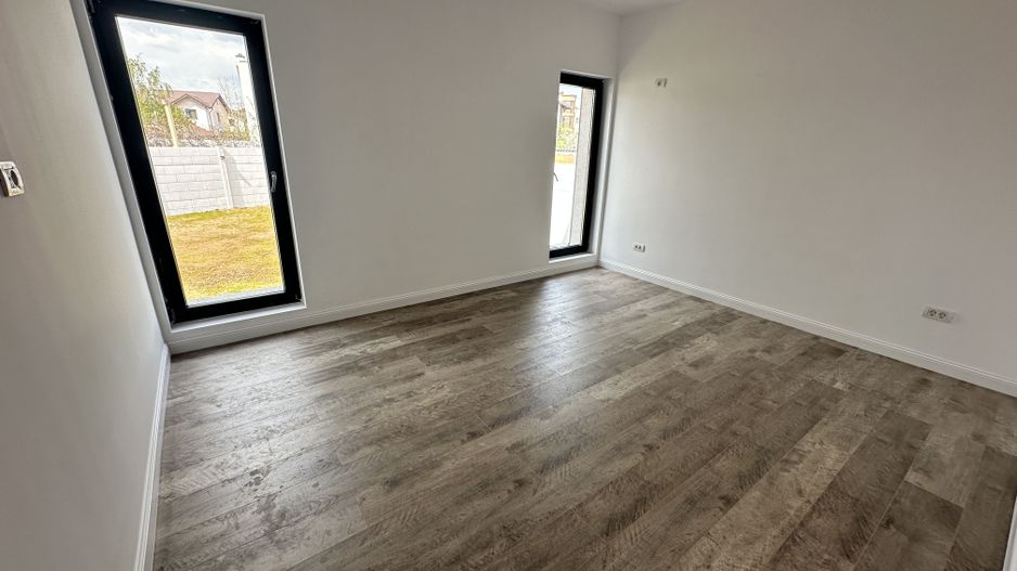 CASA INDIVIDUALA BRAGADIRU, TOATE UTILITATILE, CURTE 340 MP, COMIS 0% - Poză 3