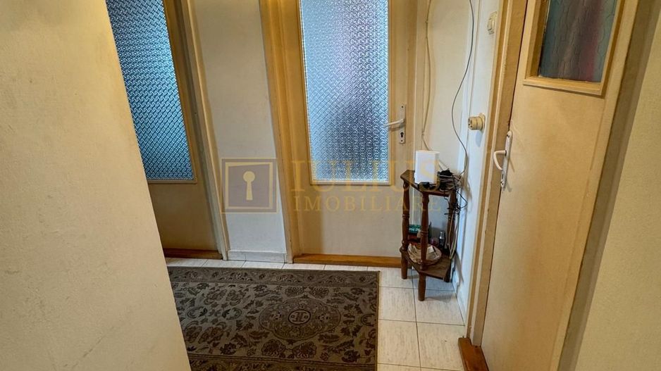 3 camere decomandat, centrala proprie. - Poză 11