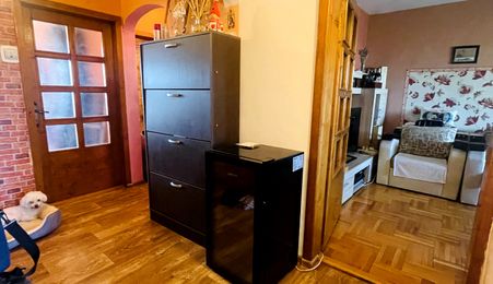 Apartament cu 3 camere – Zona Nufărul, Oradea