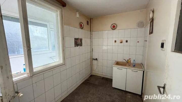 APARTAMENT PARC ZONA BASARABIA - Poză 5