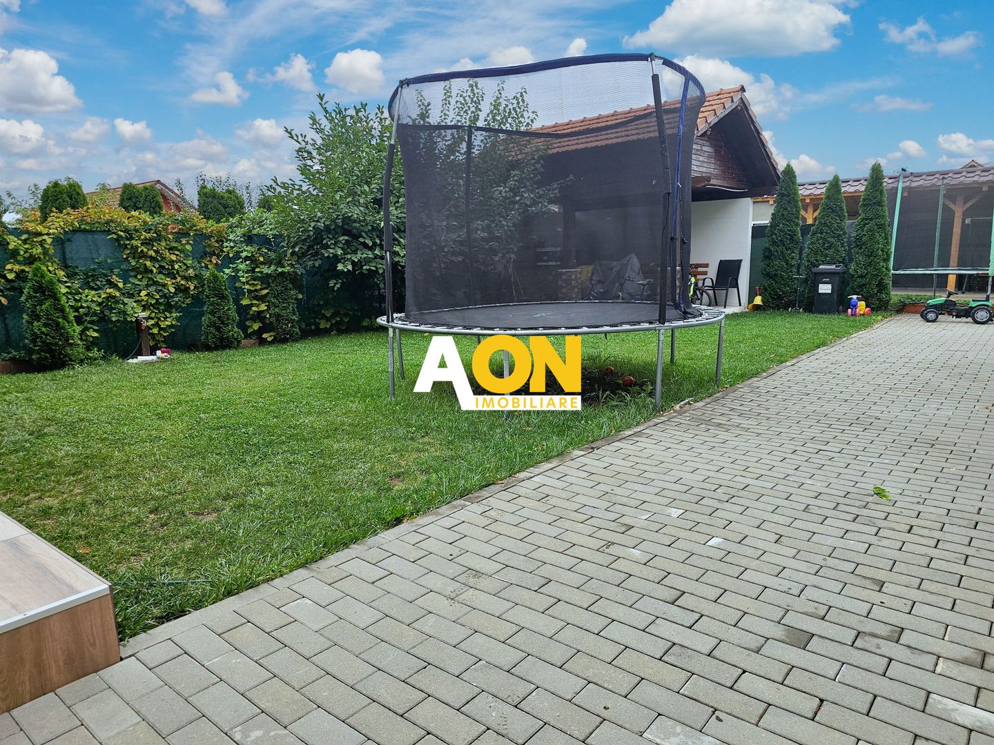 Apartament la casa, 5 camere, 121 mp utili+curte 180 mp, cu filigorie - Poză 3