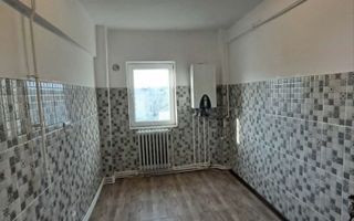Apartament 56 mp de vânzare, etaj 4, Harlau - Poză 5