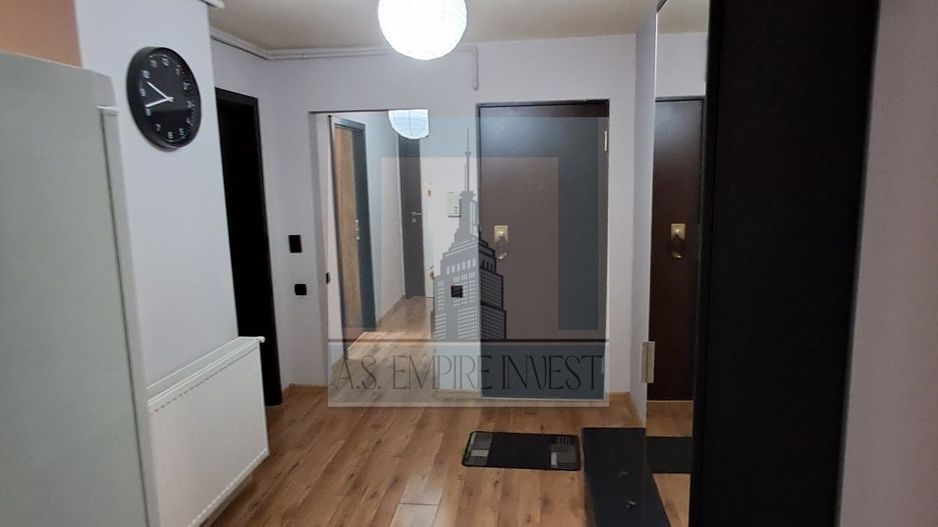 Apartament 3 camere, zona Astra, decomandat, mobilat - Poză 5