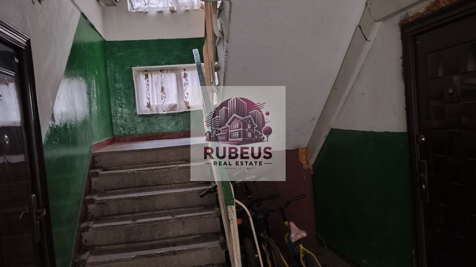 Mic la întreținere, bun la randament: apartament în Orșova - Poză 4