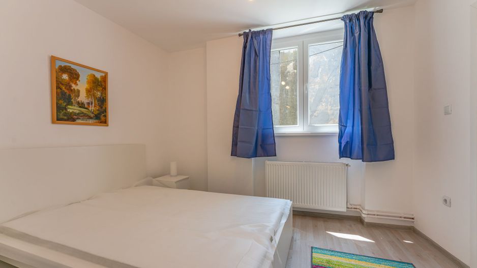 Apartament 2 camere in Centrul Istoric al Brasovului - Poză 5