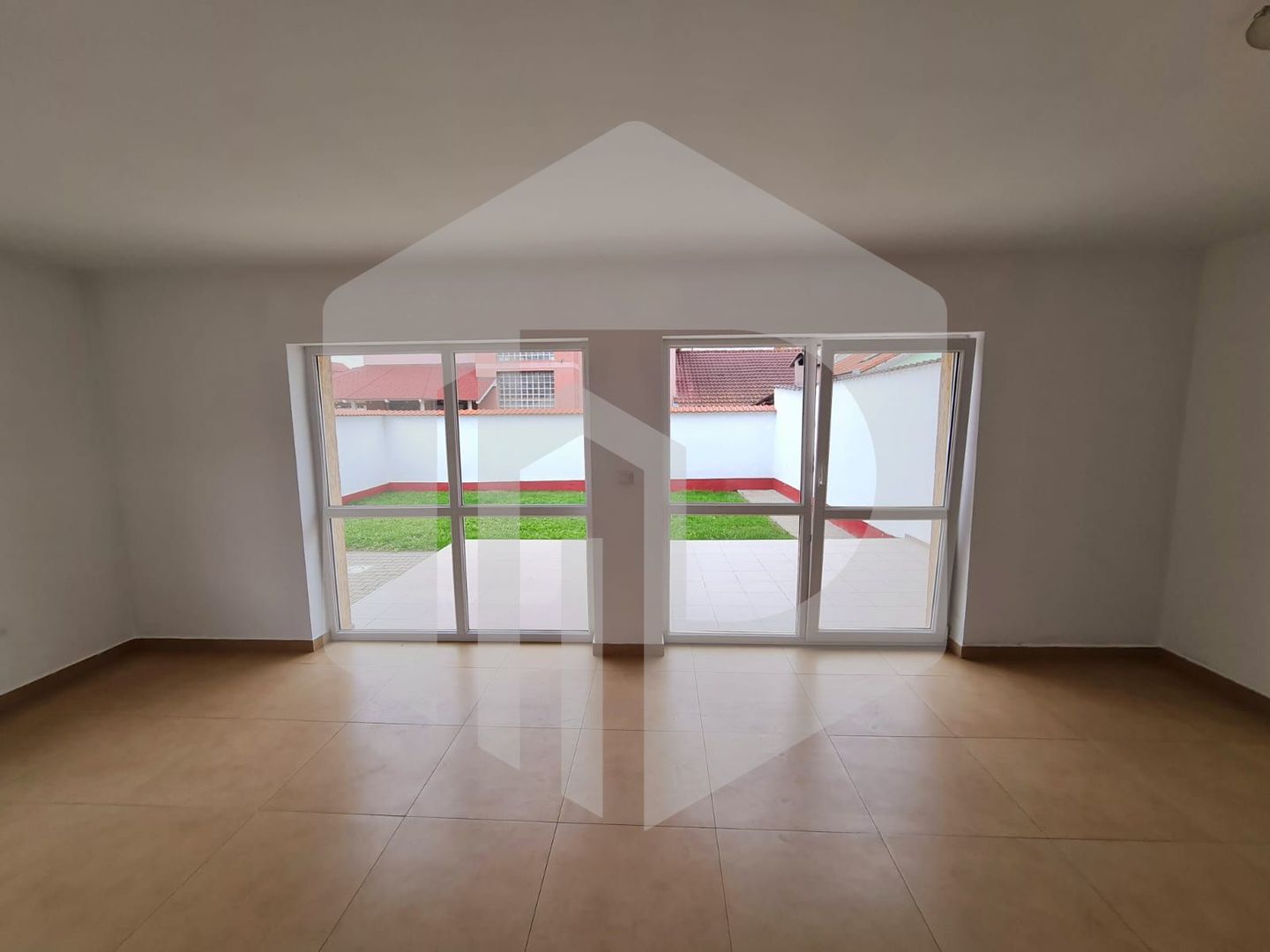 Casa de inchiriat in Selimbar- Str.Pictor Brana- birouri sau casa - Poză 8