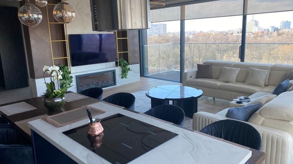 DE INCHIRIAT CEL MAI SPECTACULOS PENTHOUSE DIN ONE ELIADE TOWERS I ZONA FLOREASC - Poză 2