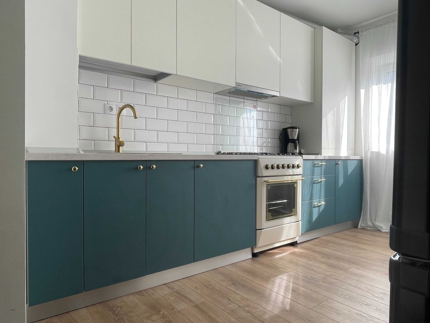 Apartament 3 camere | mobilat si utilat | parcare |  metrou Brancusi - Poză 1