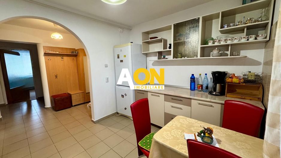 Apartament 3 Camere de Inchiriat Strada Closca - Poză 3