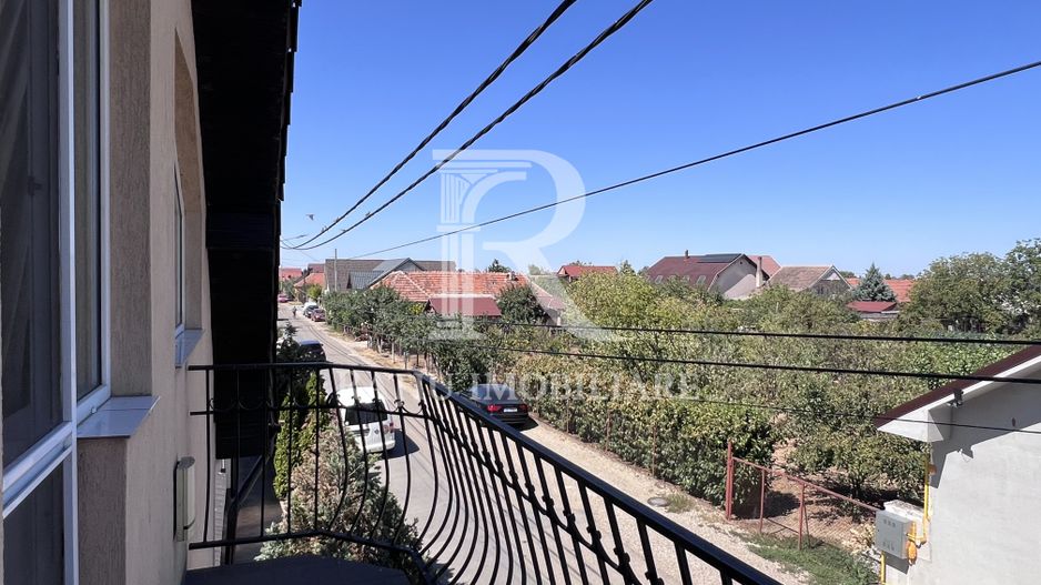 Casă cu 4 camere de vânzare | Parcelă de 700 mp | Sântandrei | Bihor - Poză 13