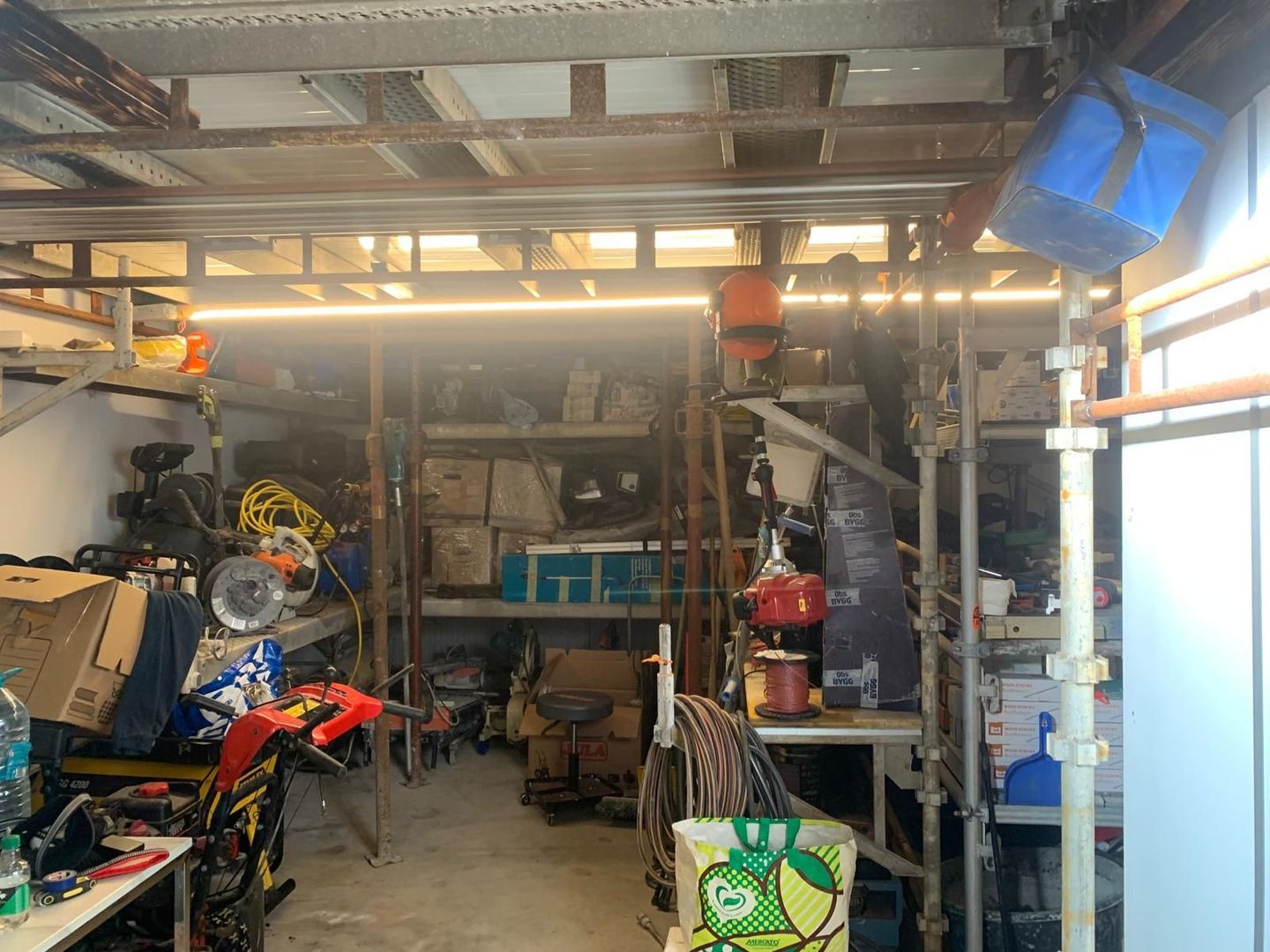 SPATIU DE INCHIRIAT IN MARGINEA - Poză 13