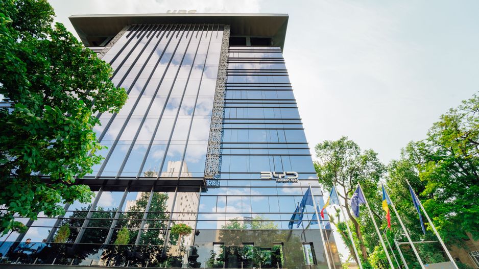 SPRE CHIRIE SPAȚIU COMERCIAL PENTRU BIROU | OFICIU 150 m2 Premium Location Bussines | Chișinău ,Centru ,Str.Bul.Ștefan Cel Mare și Sfânt , 115/1 - Poză 6