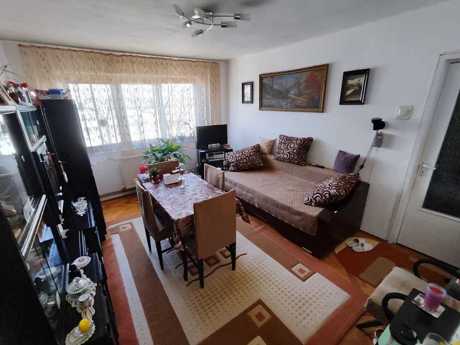 Apartament 4 camere-zona Dacia - Poză 1