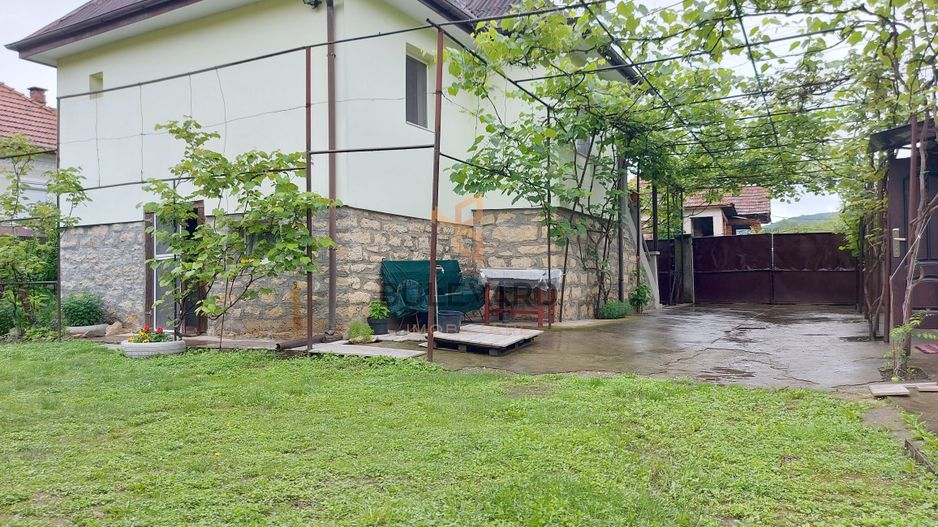 Comision 0%! Gospodarie cu teren de 3 ha la 40 km de Cluj-Napoca! - Poză 3