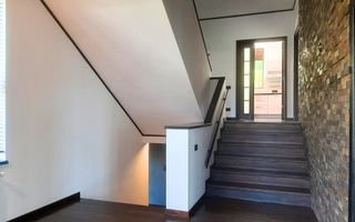 Vilă de lux cu vedere spectaculoasă spre Tâmpa  Green Valley zona Noua - Poză 9