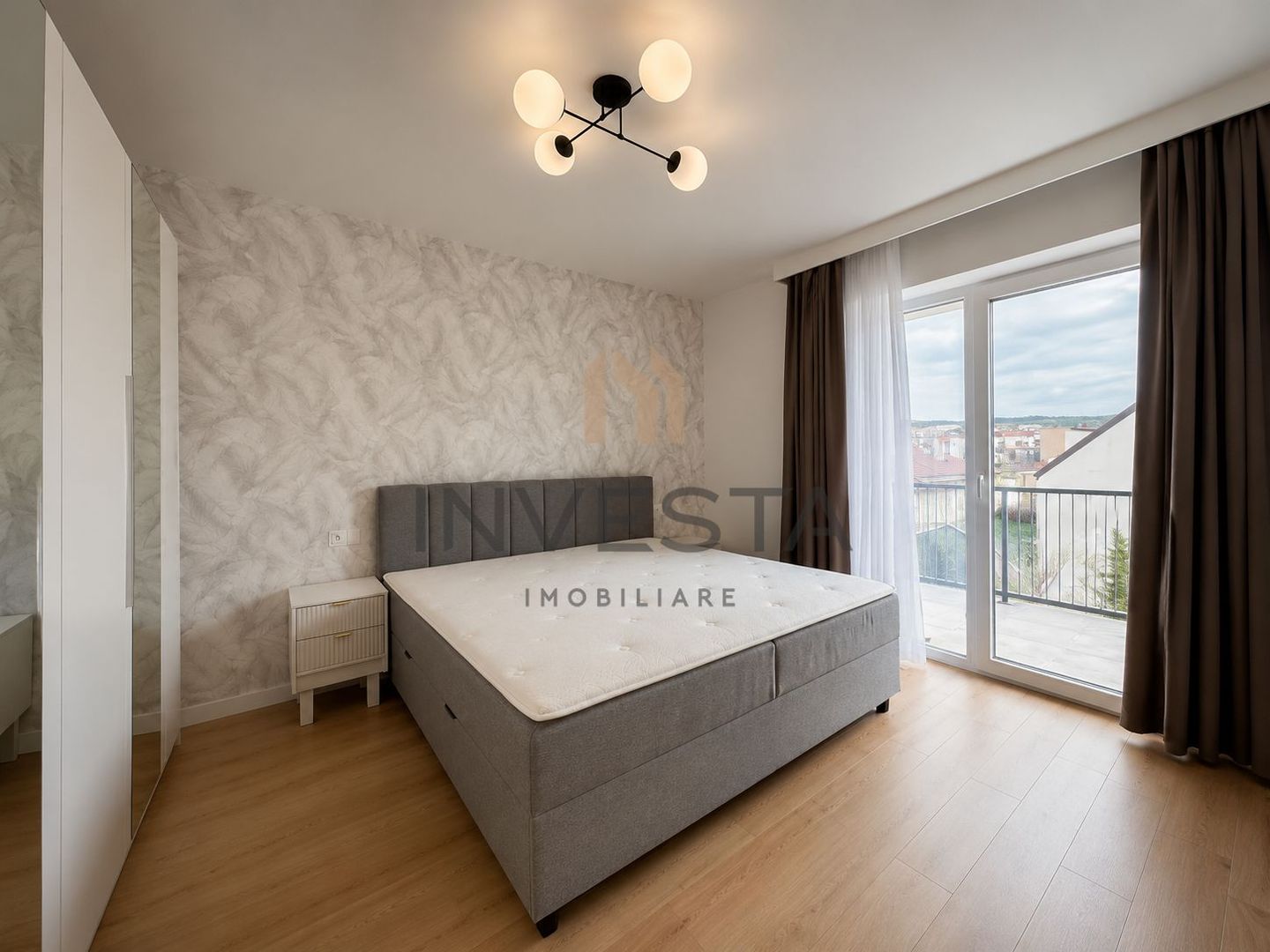 Apartament cu 3 camere si loc de parcare de inchiriat in zona Europa - Poză 4
