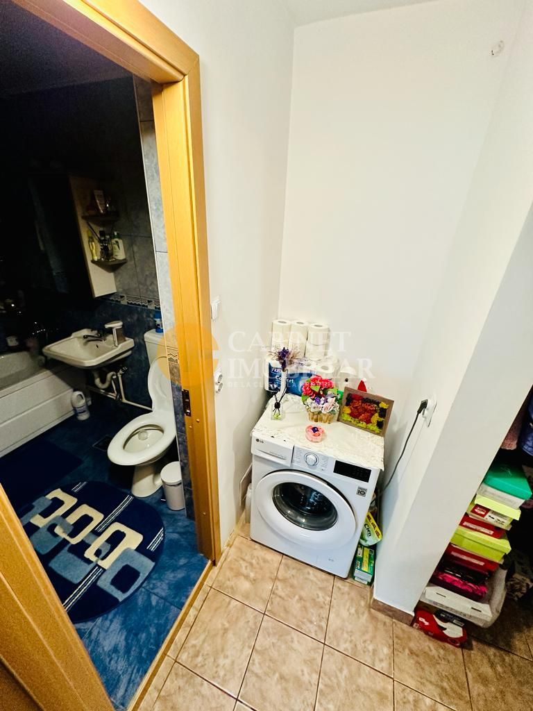 Apartament cu 3 Camere decomandat - Zona Rond Vechi - Bloc 1984 - Poză 8