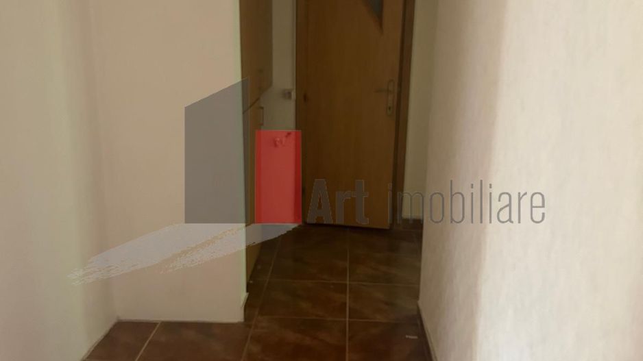 Vânzare apartament 4 camere decomandat Bd. Brâncoveanu - Izvorul Mureșului - Poză 8