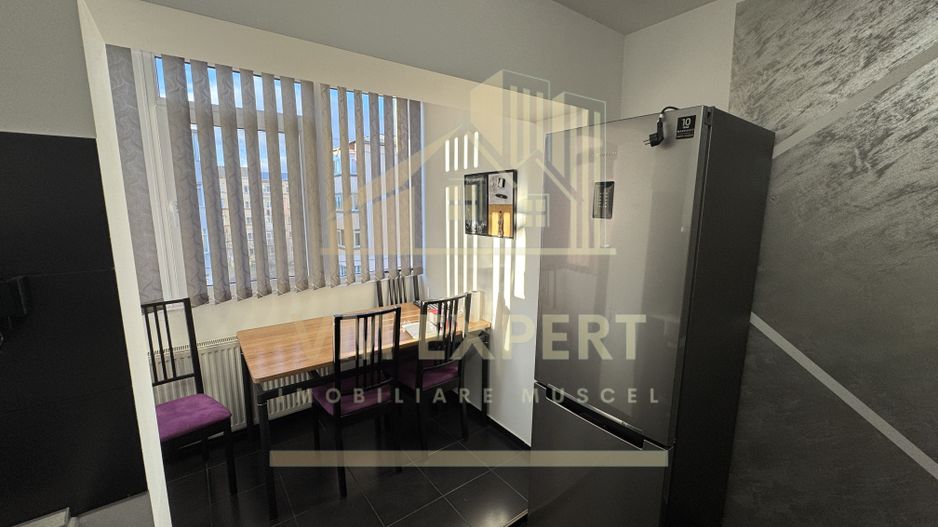 APARTAMENT 3 CAMERE ETAJ 4 TERASA  ZONA GRUI VILE CAMPULUNG - Poză 9