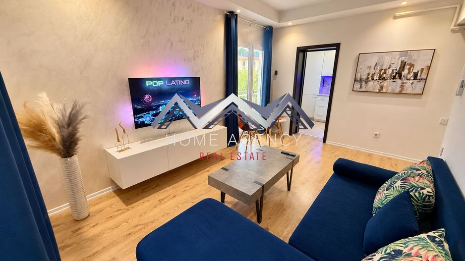 Apartament 2 camere Cosmopolis | Bucătărie închisă | Loc de parcare inclus - Poză 2