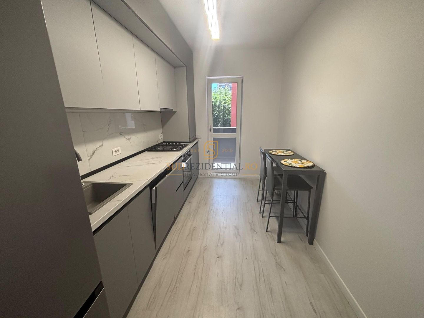 De Inchiriat Apartament 2 camere decomandat, complet mobilat si utilat - Poză 5