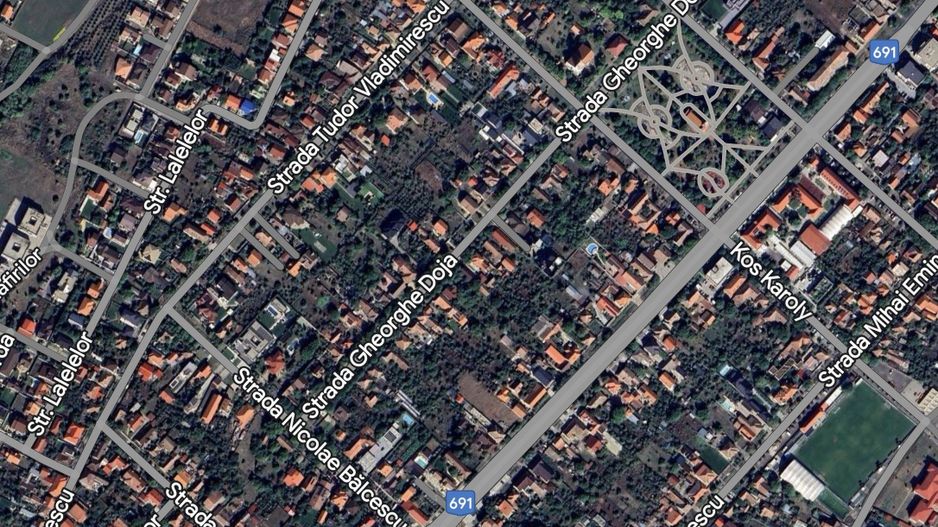 Teren generos 1.080 mp vatra veche Dumbrăvița - Poză 3