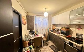 3 decomandate - etaj 6 - 64mp- centrala - Parcare - Boxa - Astra - Poză 5