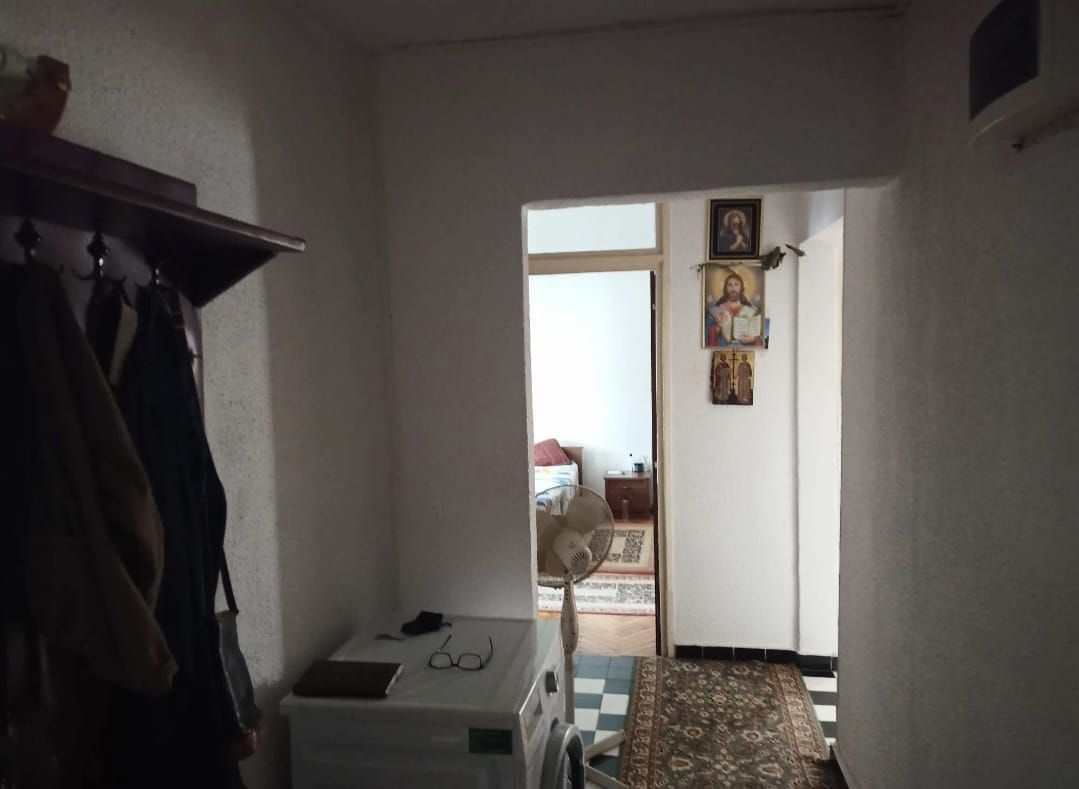 OTOPENI, CENTRAL , APARTAMENT 3 CAMERE - Poză 2