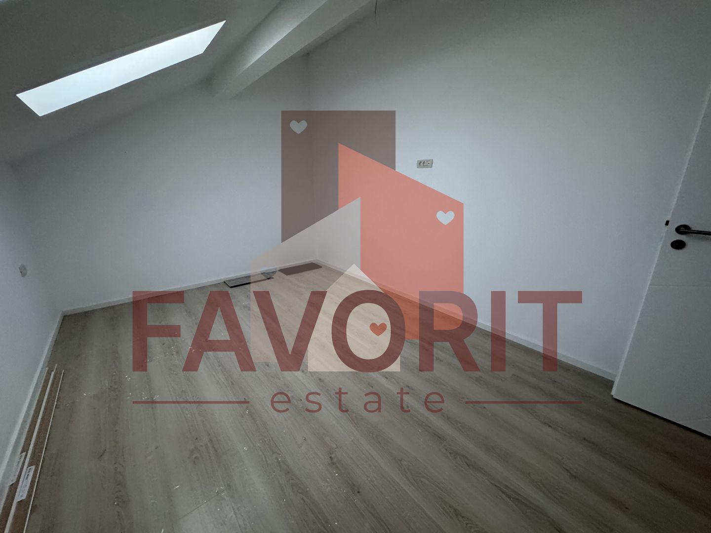 Apartament pe 2 nivele. In spate la LIDL Giroc. Pret excelent. - Poză 13