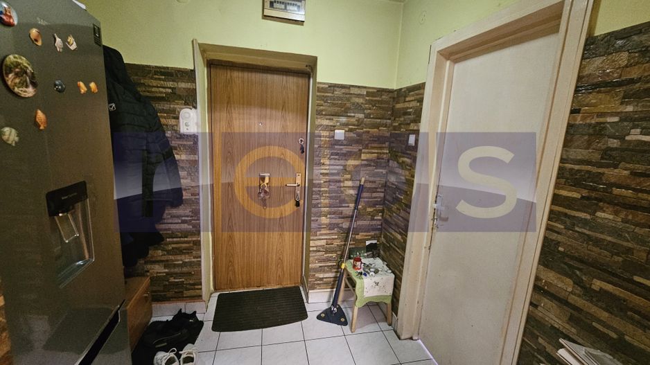 DE VANZARE APARTAMENT 3 CAMERE 69 MP GORJULUI | SEMIDECOMANDAT |METROU - Poză 9