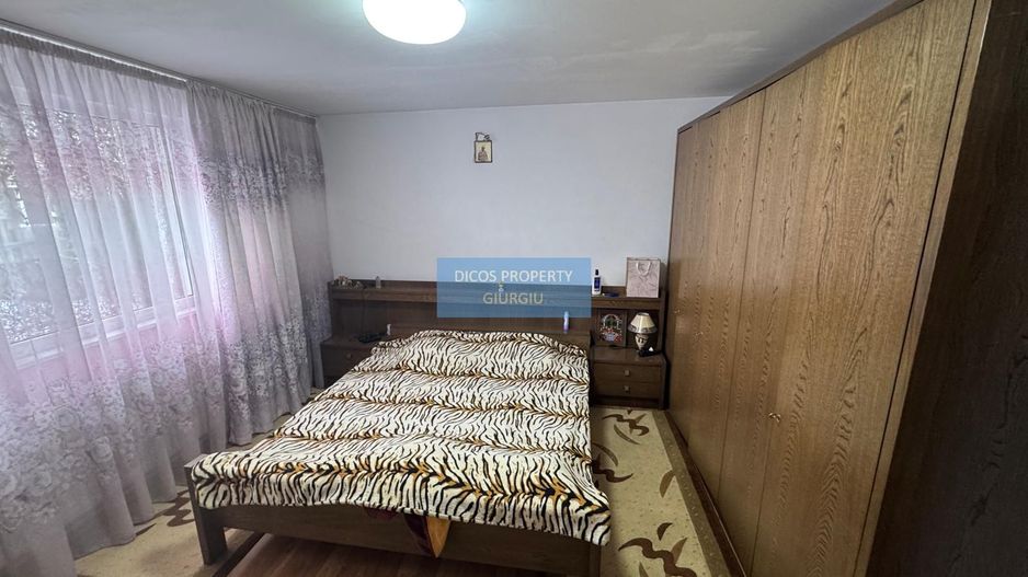 Casă cu mansardă și piscină de vânzare – Pictor Andreescu - Poză 11