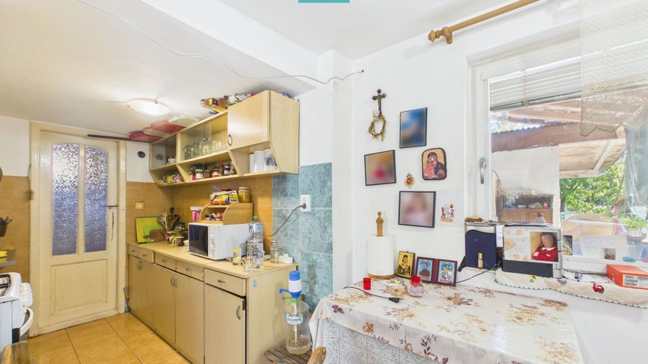 Casă cu 3 dormitoare în Bătania - Poză 24