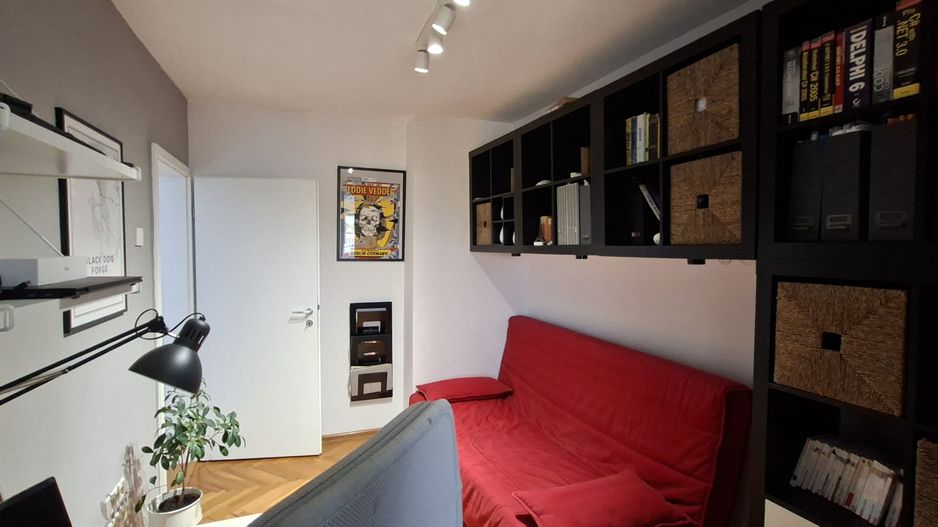 Apartament cu 4 camere si scara interioara - zona Judeatan - Poză 20