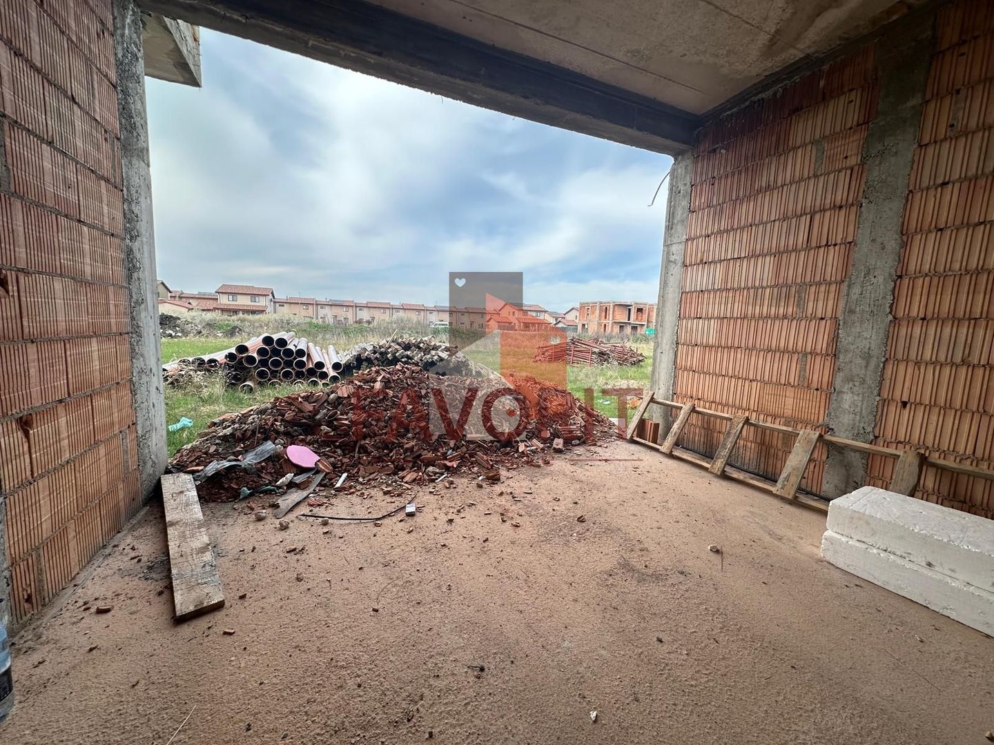 3 camere | 83 mp | Gradina proprie 50 mp | Bloc nou | dressing | 2 bai - Poză 14