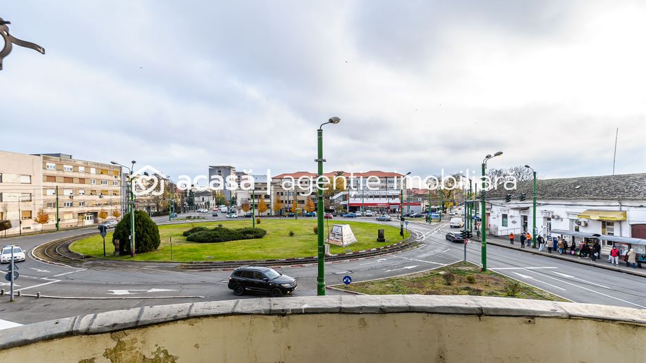 VÂNDUT! Apartament 4 camere, etaj 1, în Palatul Steiner, Arad - Poză 5