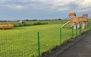 Teren 650mp cu autorizatie de construcției,asfalt,Utilitați - Poză 3