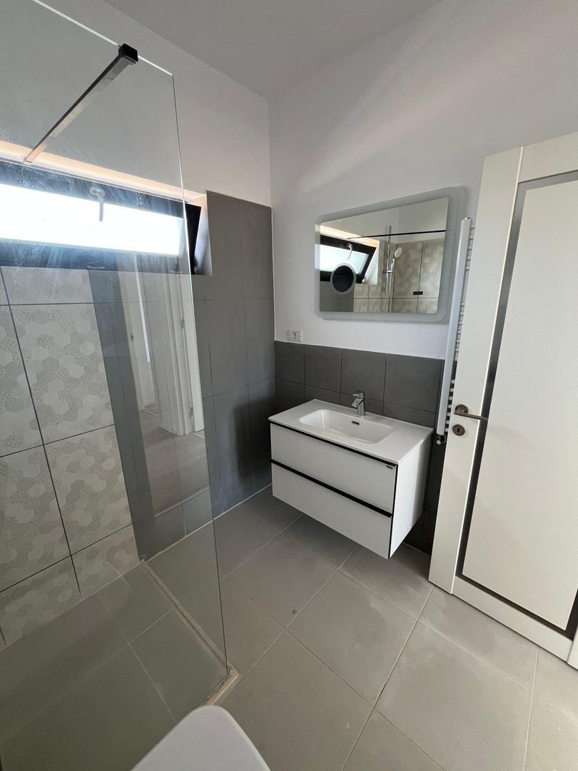 Vila spatioasa langa padure TVA 0%, teren 700mp, DN1, A3, A0 - Poză 25