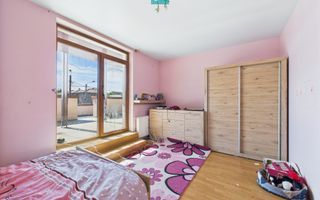 Casă în Mehala - Ideală pentru două familii - Poză 13