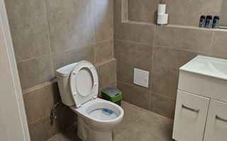 Spațiu de birouri de închiriat în Străulești – vedere la lac și acces - Poză 8