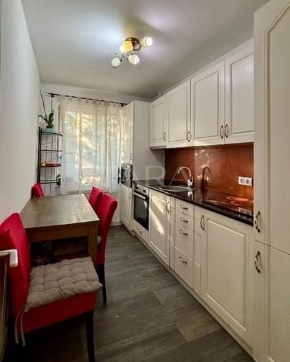 Apartament cu 3 camere și terasă generoasă în cartierul Bună Ziua. - Poză 2