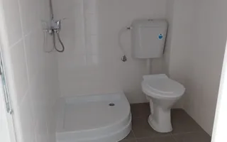 Camin de nefamilisti 98 camere Ploiesti Mihai Bravu - renovat - mobilat - utilat - Poză 12