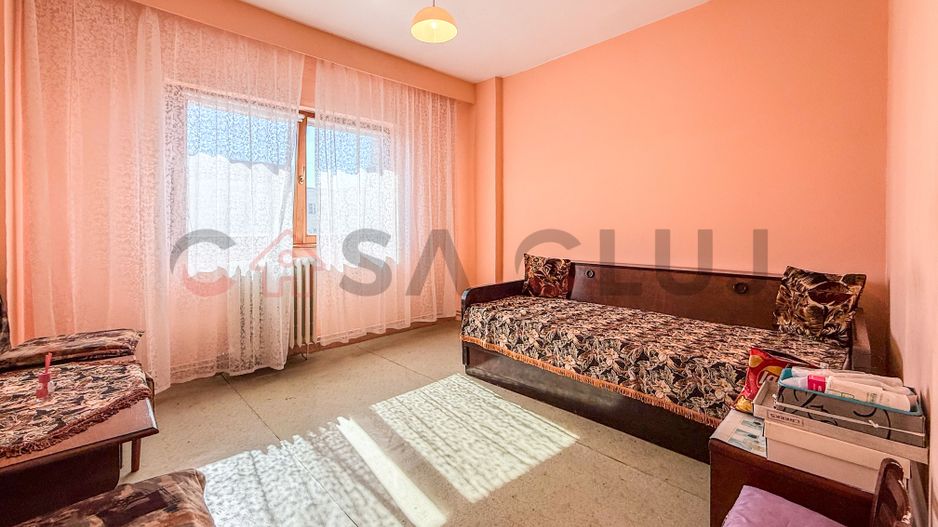 4 camere decomandate, 2200E/mp - Poză 1