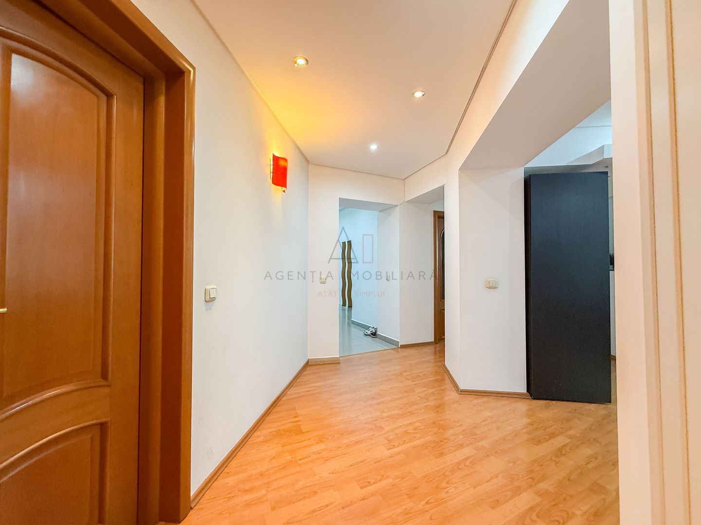 4 camere | Universitate Rosetti | bloc 1980 - Poză 4