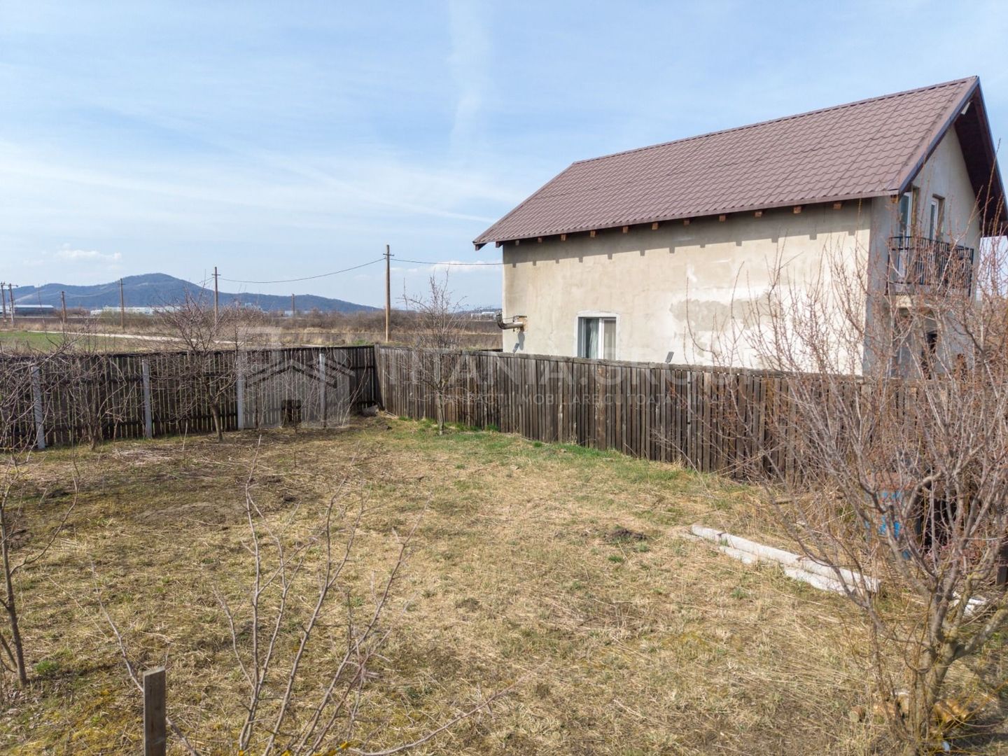 Teren 500 mp, împrejmuit, curent și internet pe teren, cu proiect și autorizație - Poză 10