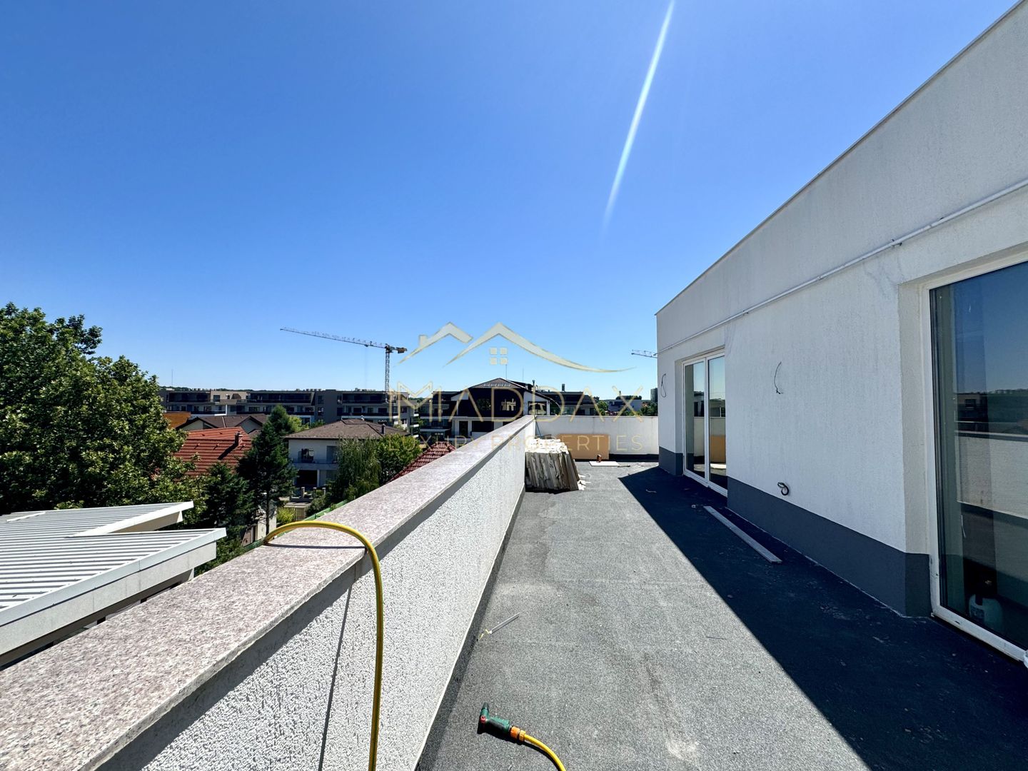 Duplex cu 4 Camere *211mp* Mobilat Complet/ 1 parking / Erou Iancu Nicolae - Poză 9