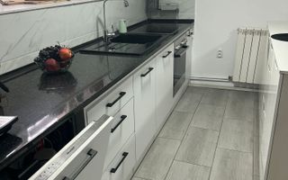 Apartament 3 camere | 47 mp | Cisnădie | Zonă centrală - Poză 4